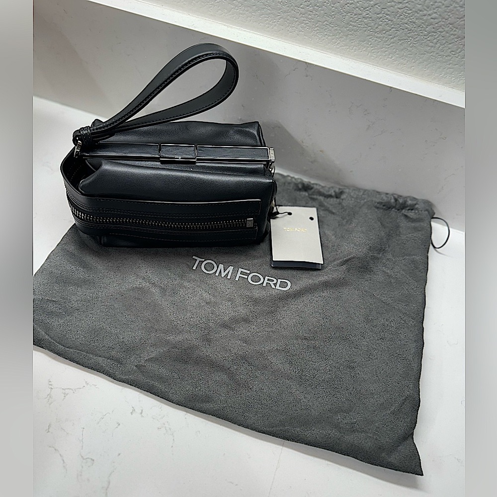 Tom Ford Even Clutch Wristlet BNWT Black Soft Leather Perfect Condition RARE